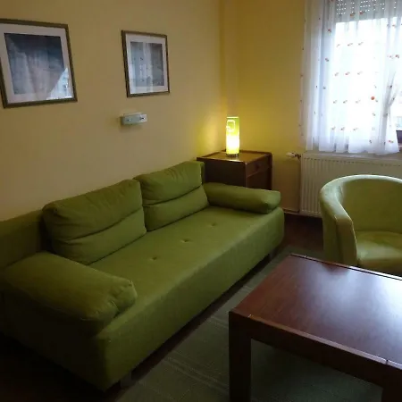 - - Gaestehaus Gabriele Апартаменты *