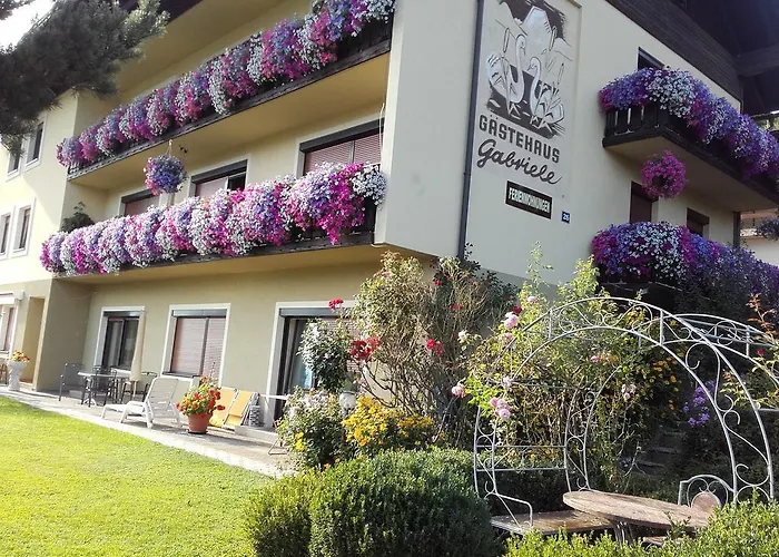 - - Gaestehaus Gabriele Apartament *