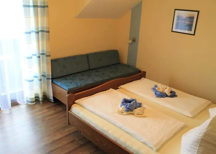 - - Gaestehaus Gabriele Drobollach am Faakersee