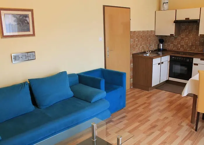 - - Gaestehaus Gabriele * Drobollach am Faakersee