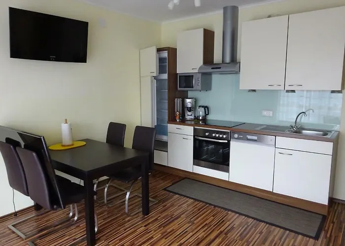 - - Gaestehaus Gabriele Apartament *